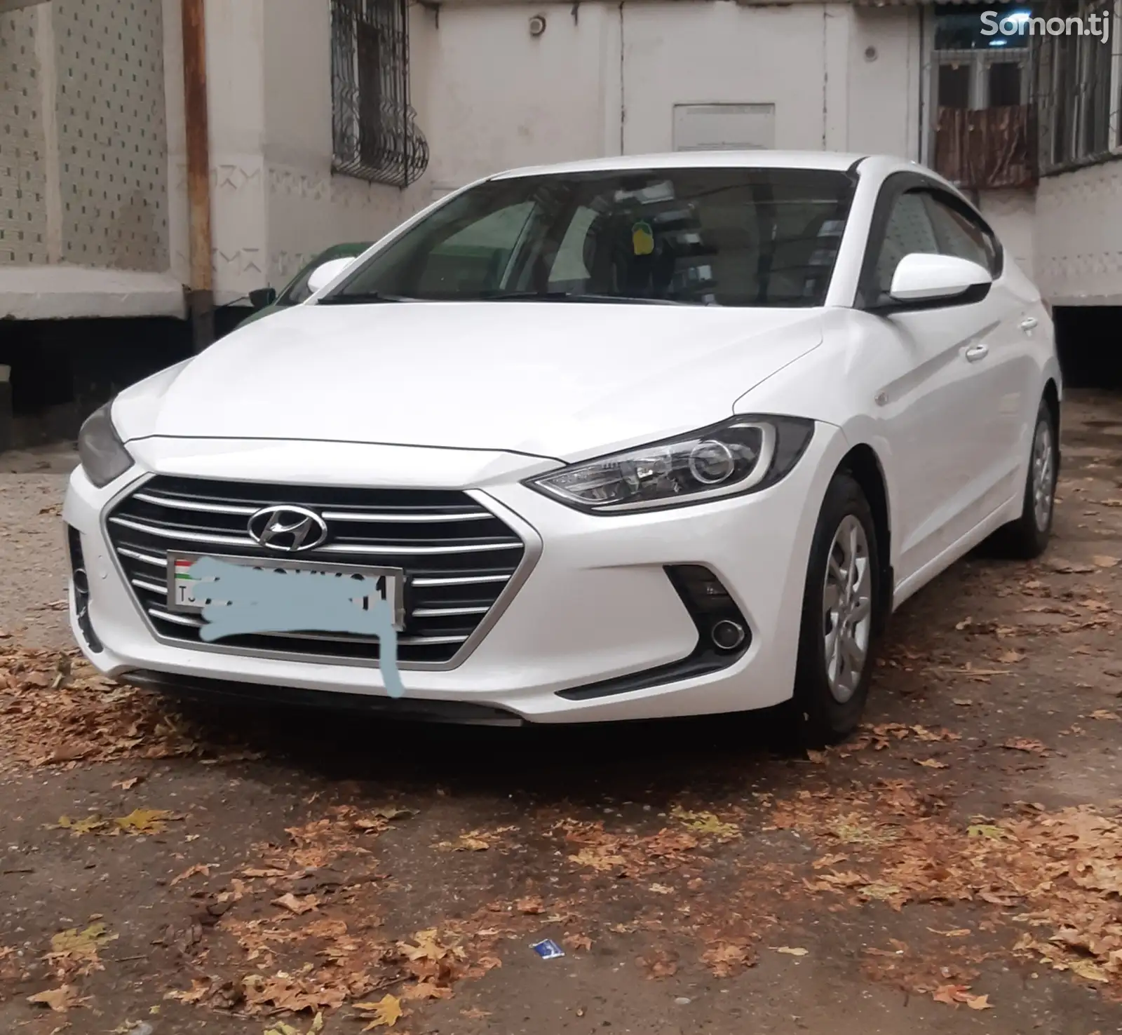 Hyundai Elantra, 2019-1