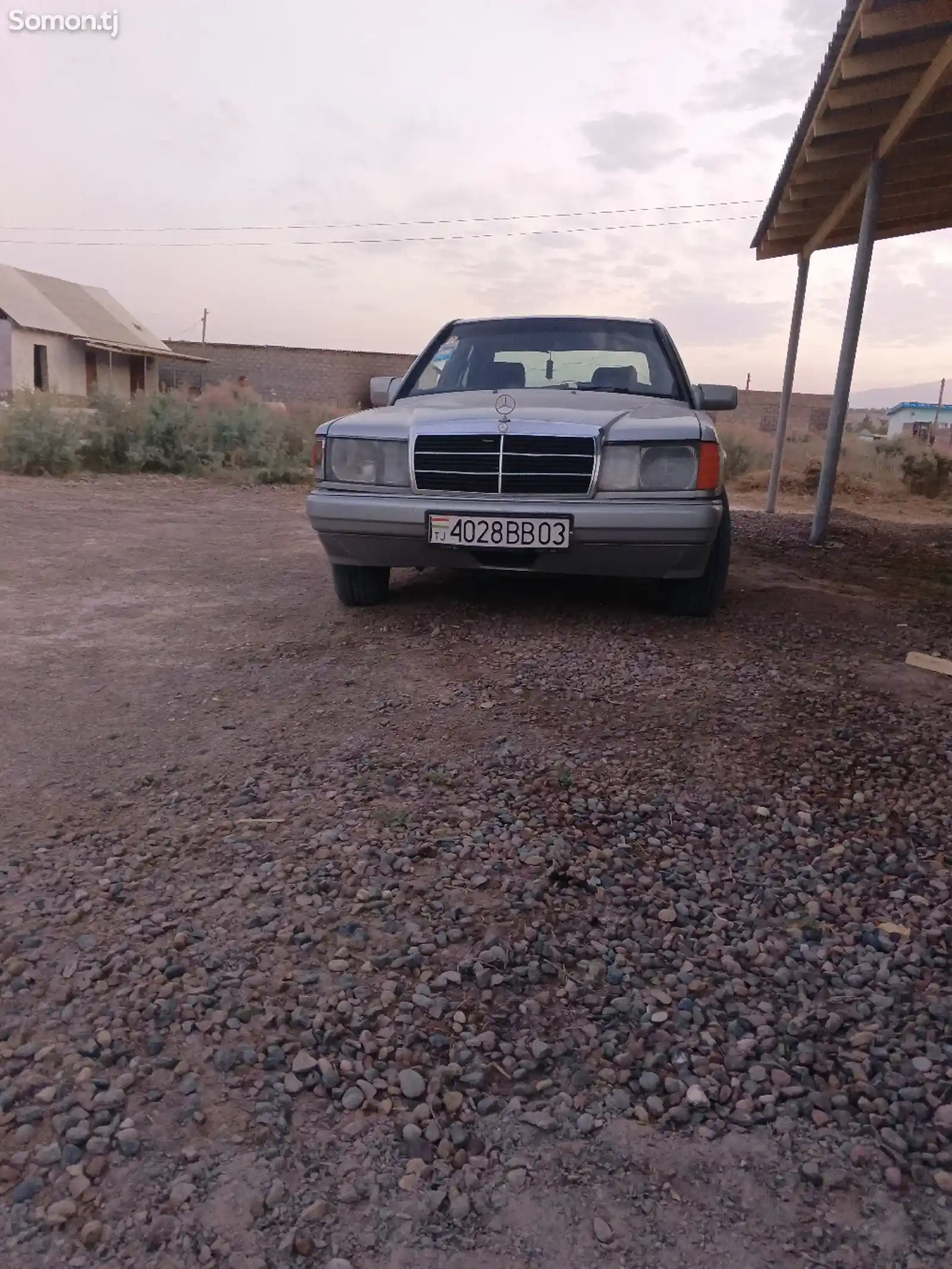 Mercedes-Benz W124, 1990-1