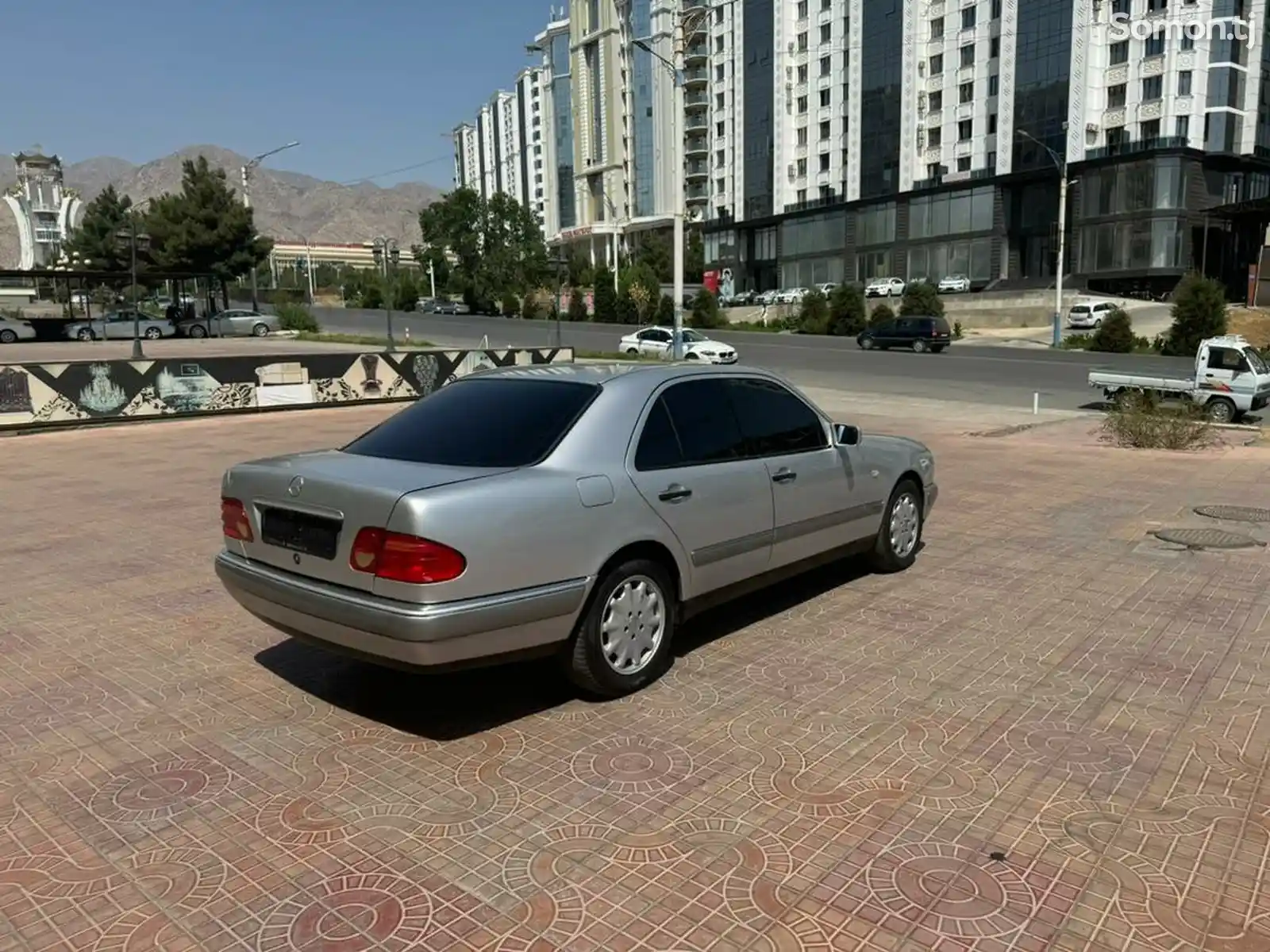 Mercedes-Benz E class, 1995-6