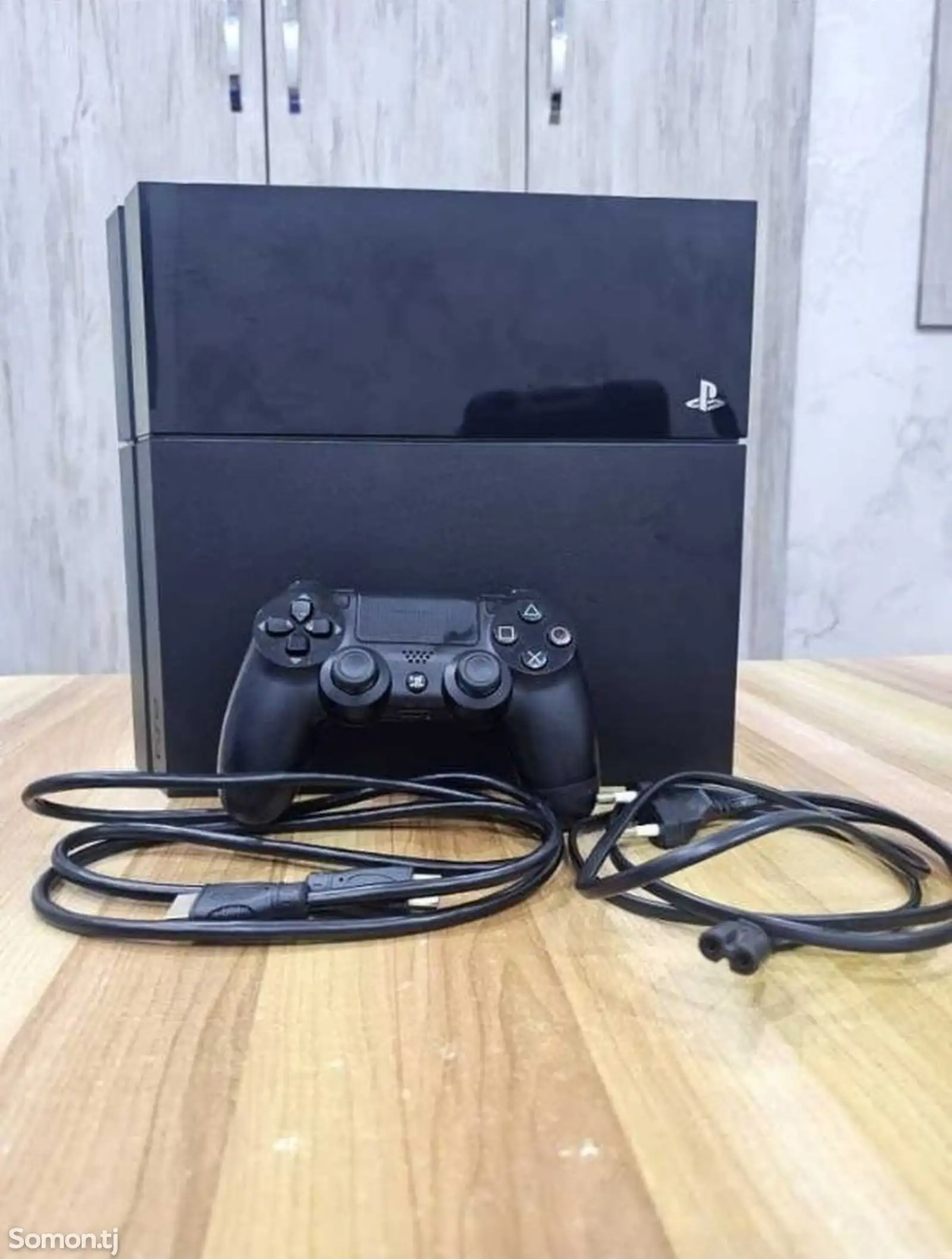 Игровая приставка Sony PlayStation 4 First Edition-1