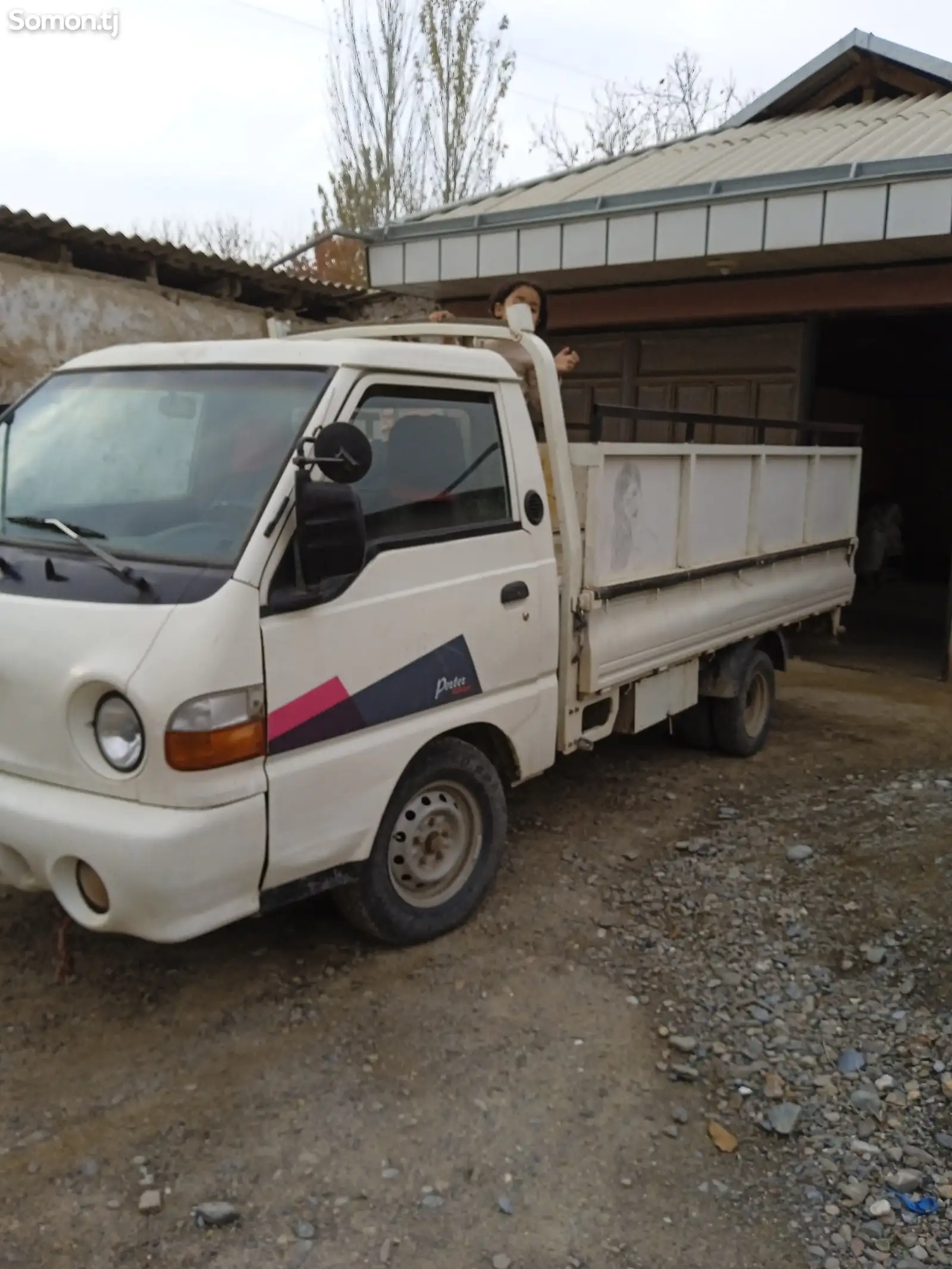 Бортовой автомобиль Hyundai Porter, 2000-1