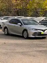 Toyota Camry, 2018-8