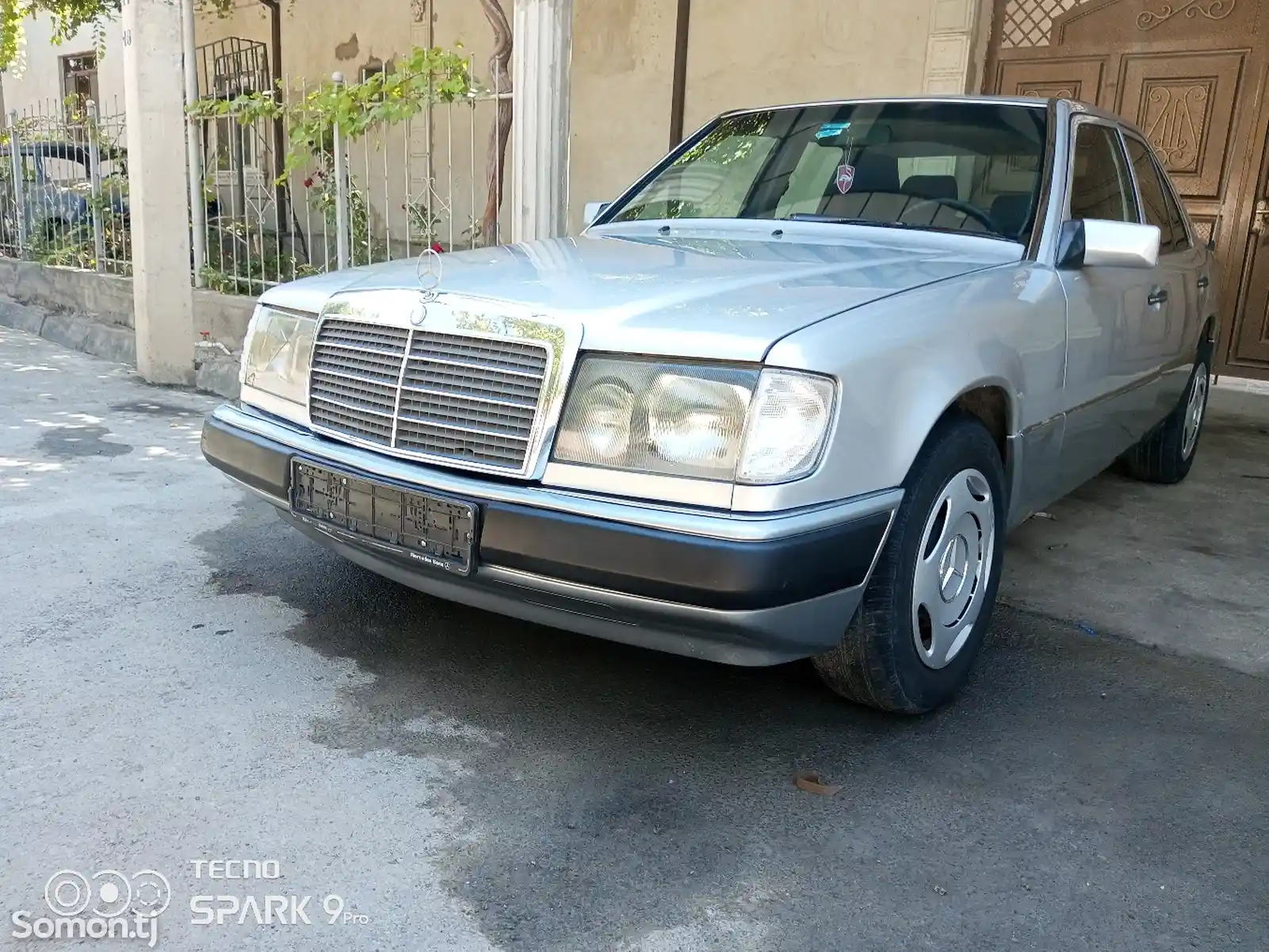 Mercedes-Benz W124, 1992-1