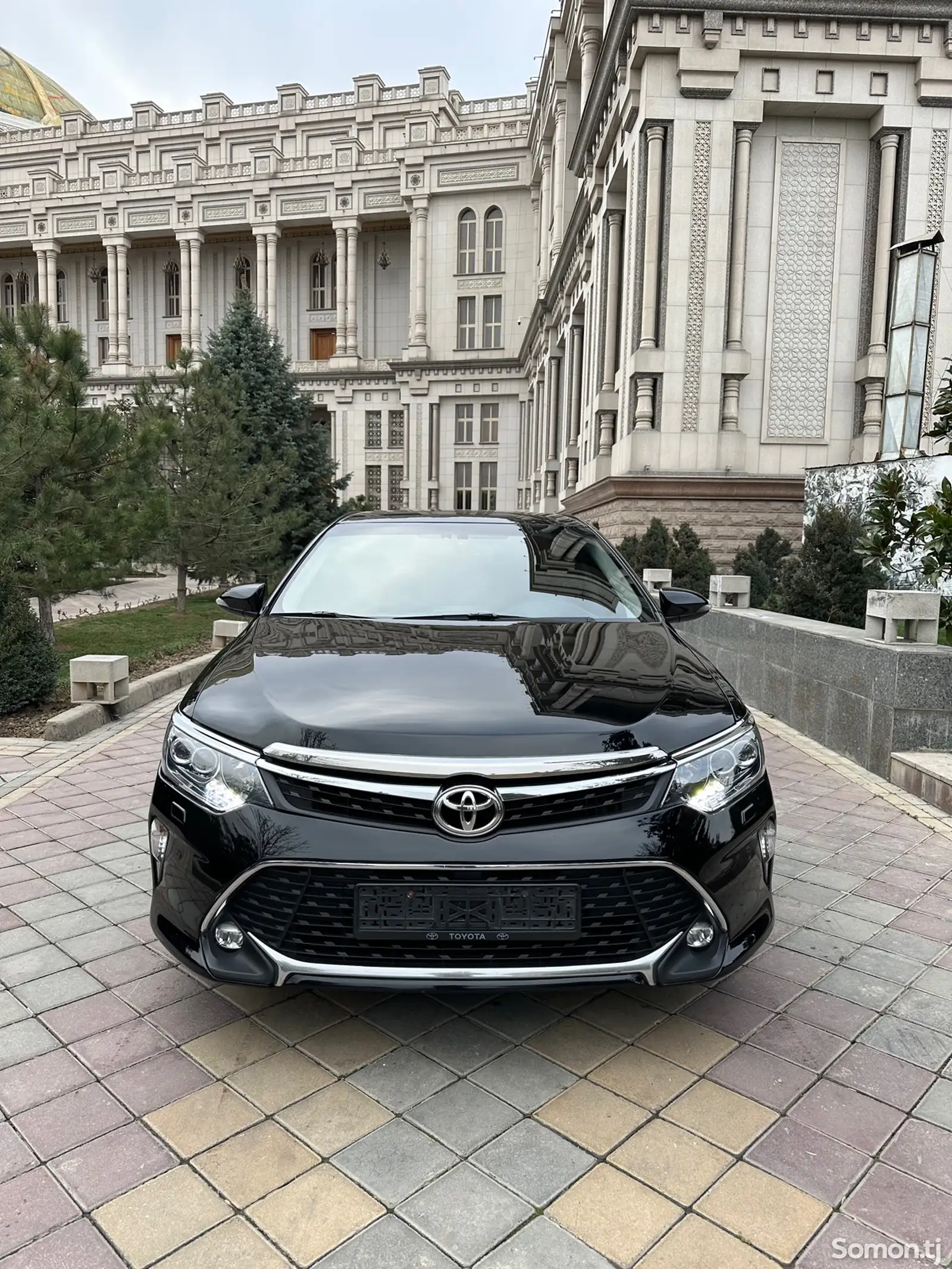 Toyota Camry, 2017-1