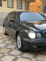 Mercedes-Benz E class, 2000-5