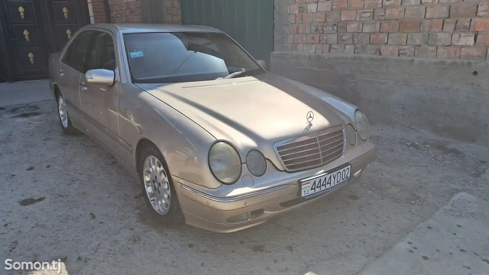 Mercedes-Benz E class, 2001-5