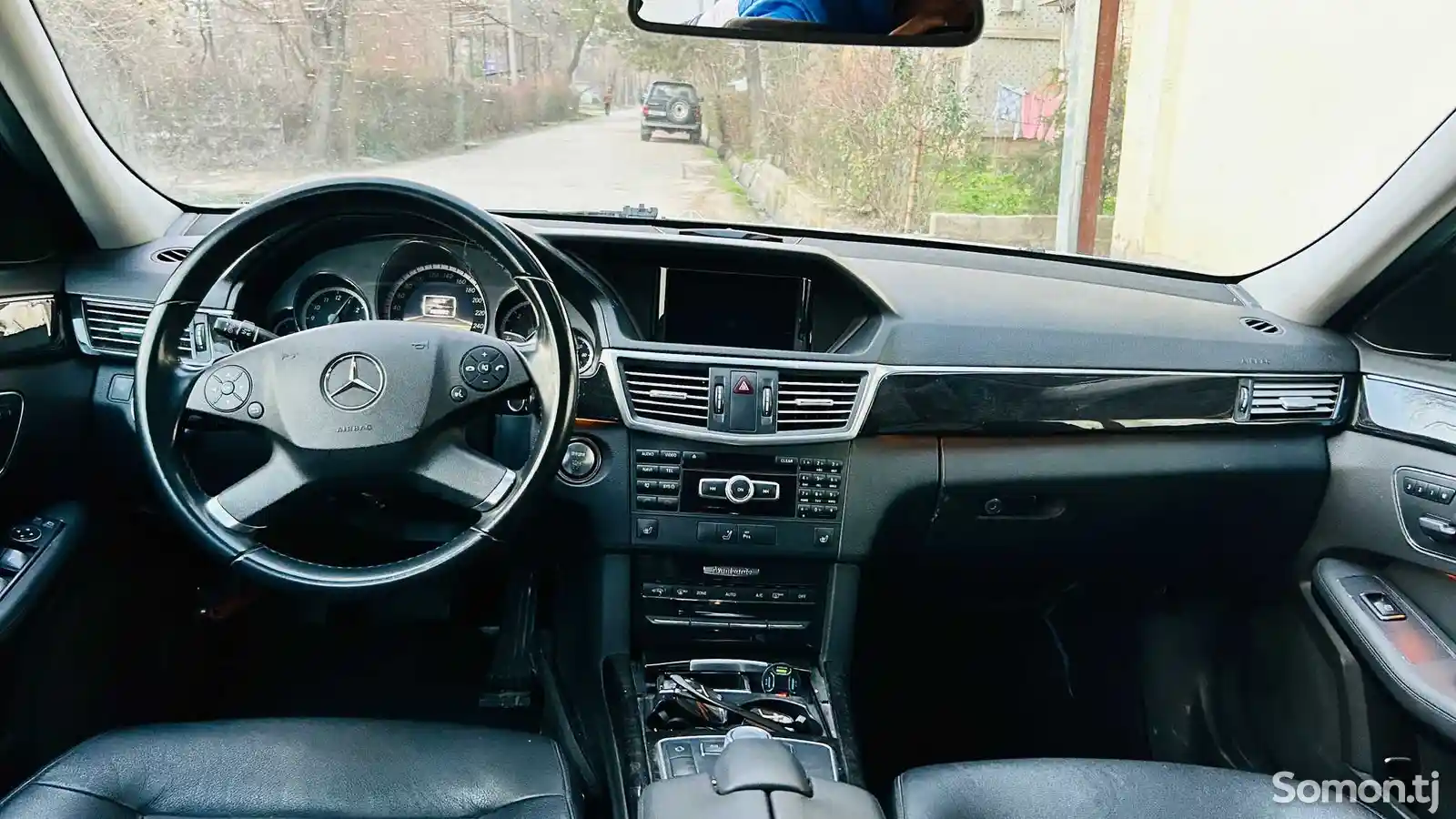 Mercedes-Benz E class, 2011-3