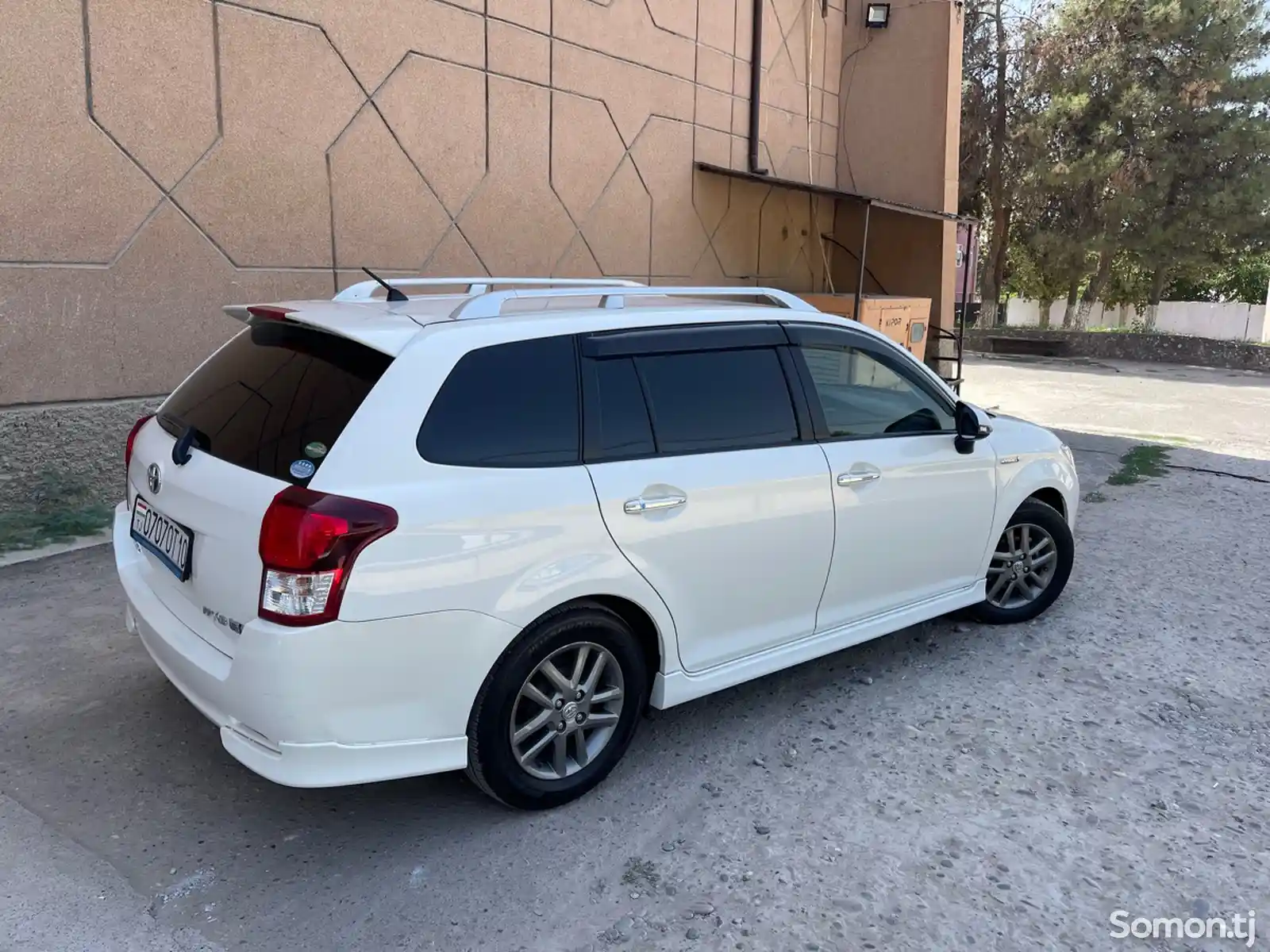 Toyota Fielder, 2015-2