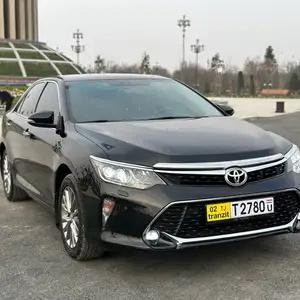 Toyota Camry, 2015