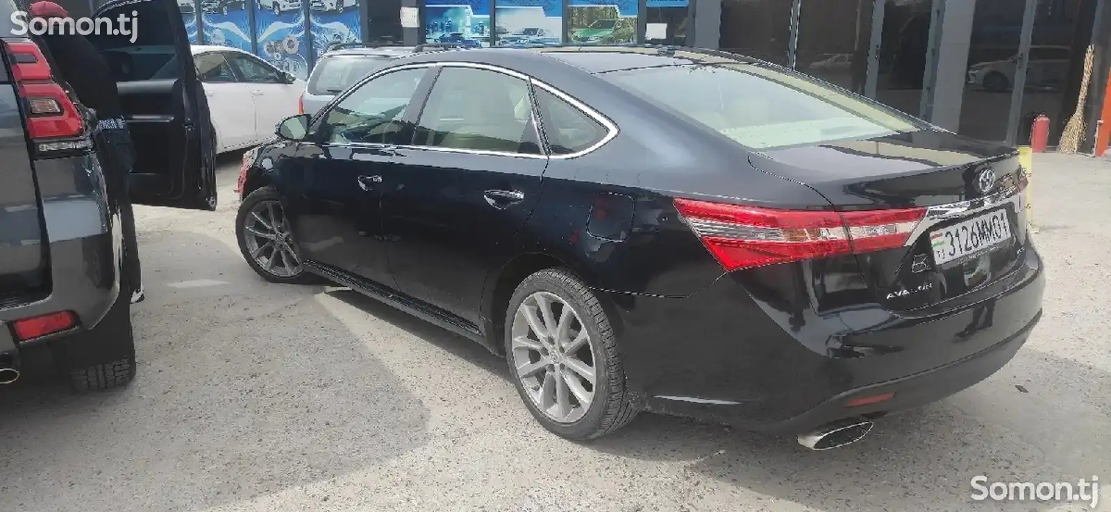 Toyota Camry, 2015-1