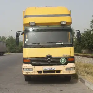 Бортовой грузовик Mercedes-Benz Atego, 2000