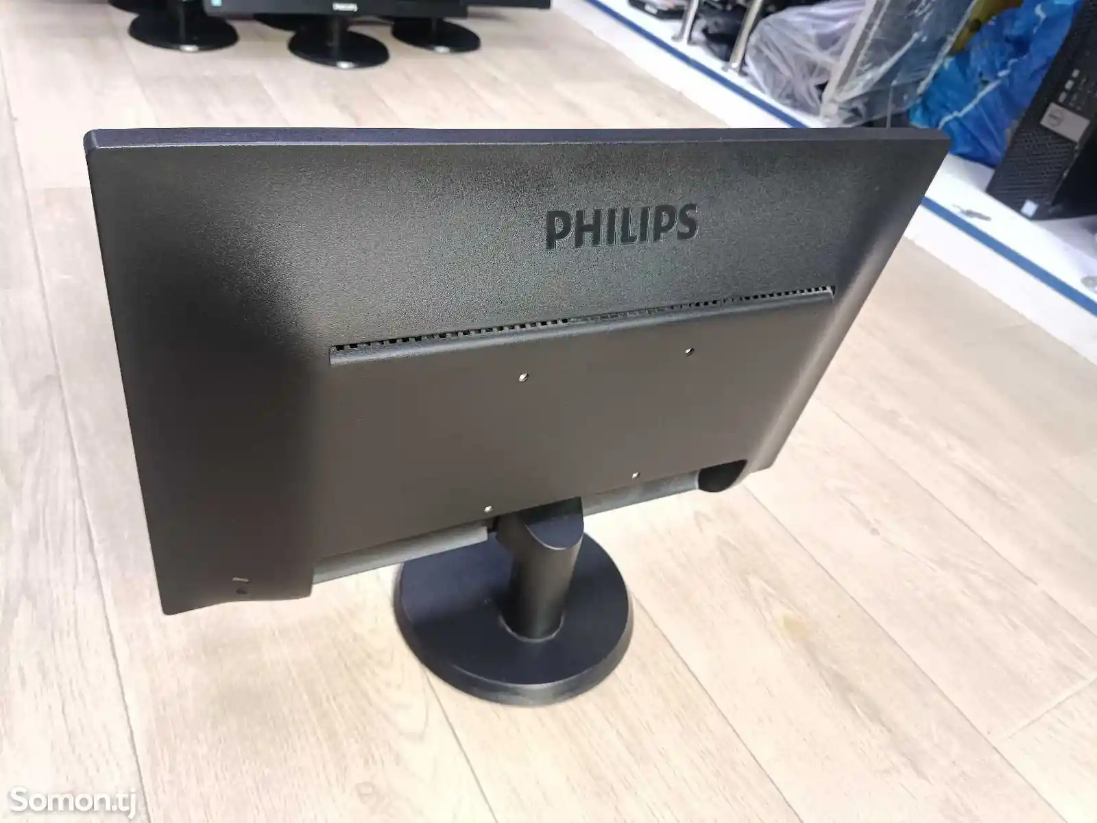 Монитор Philips 19 без ножек-2