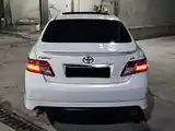 Toyota Camry, 2011-9