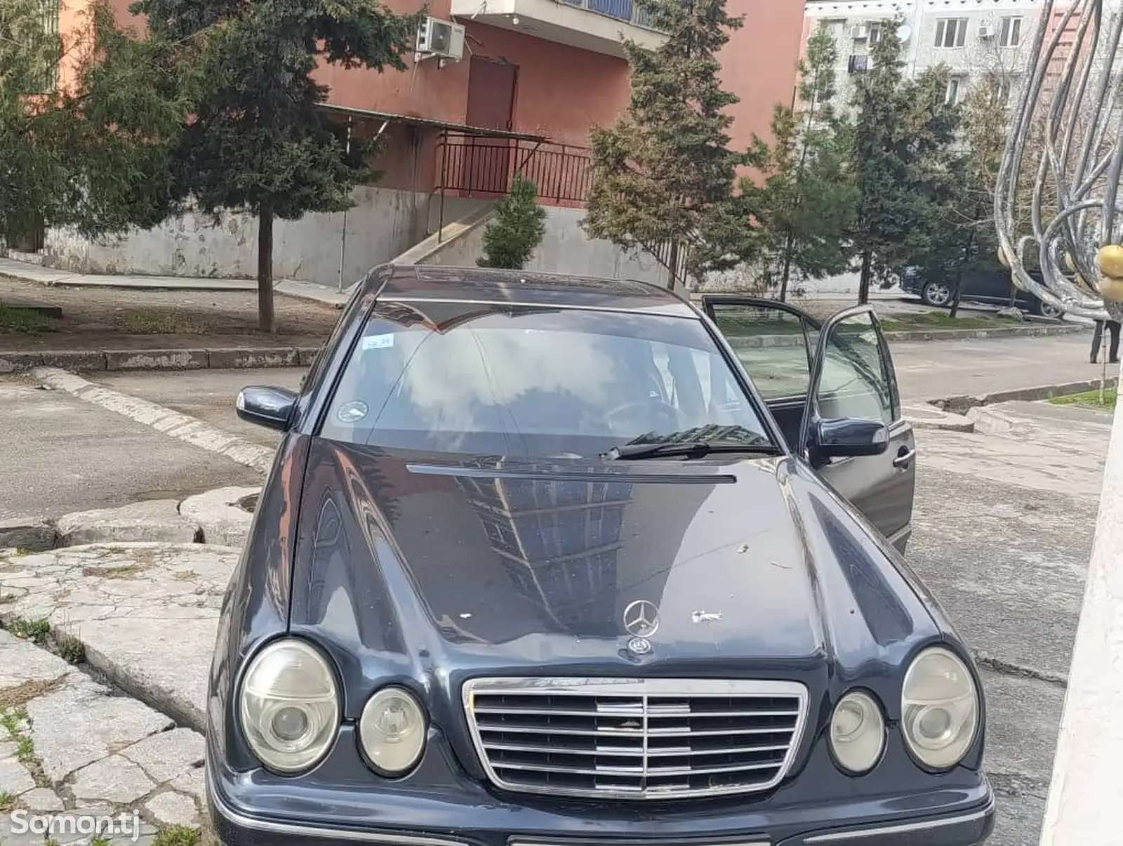 Mercedes-Benz E class, 2000-1