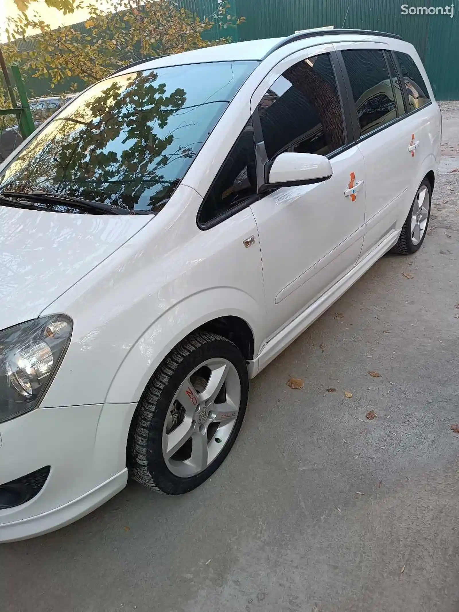 Opel Zafira, 2009-13