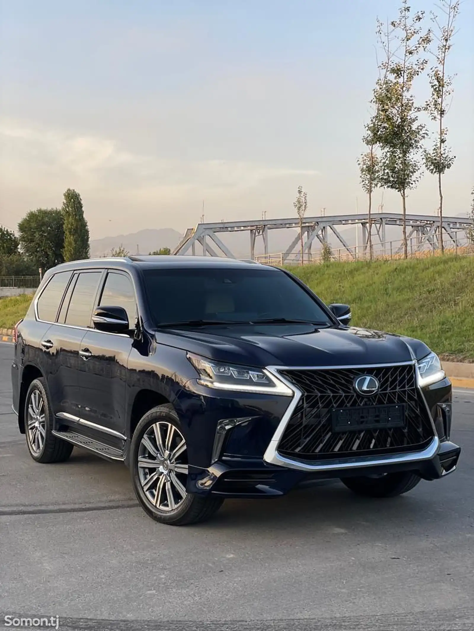 Lexus LX series, 2017-2