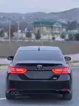 Toyota Camry, 2019-5