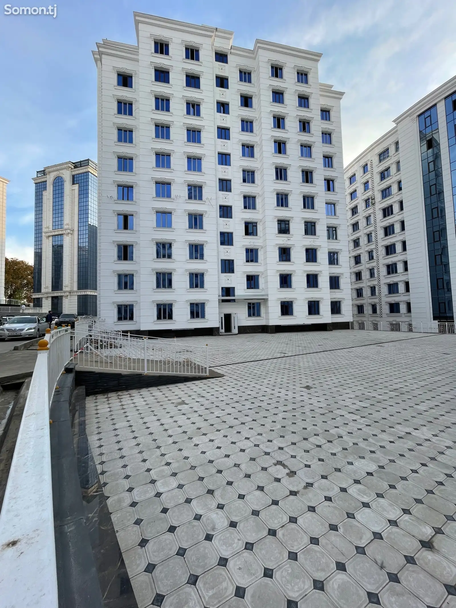 3-комн. квартира, 5 этаж, 143 м², Сафо-1