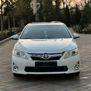 Toyota Camry, 2012