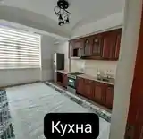 3-комн. квартира, 5 этаж, 80 м², 82 мкр-8