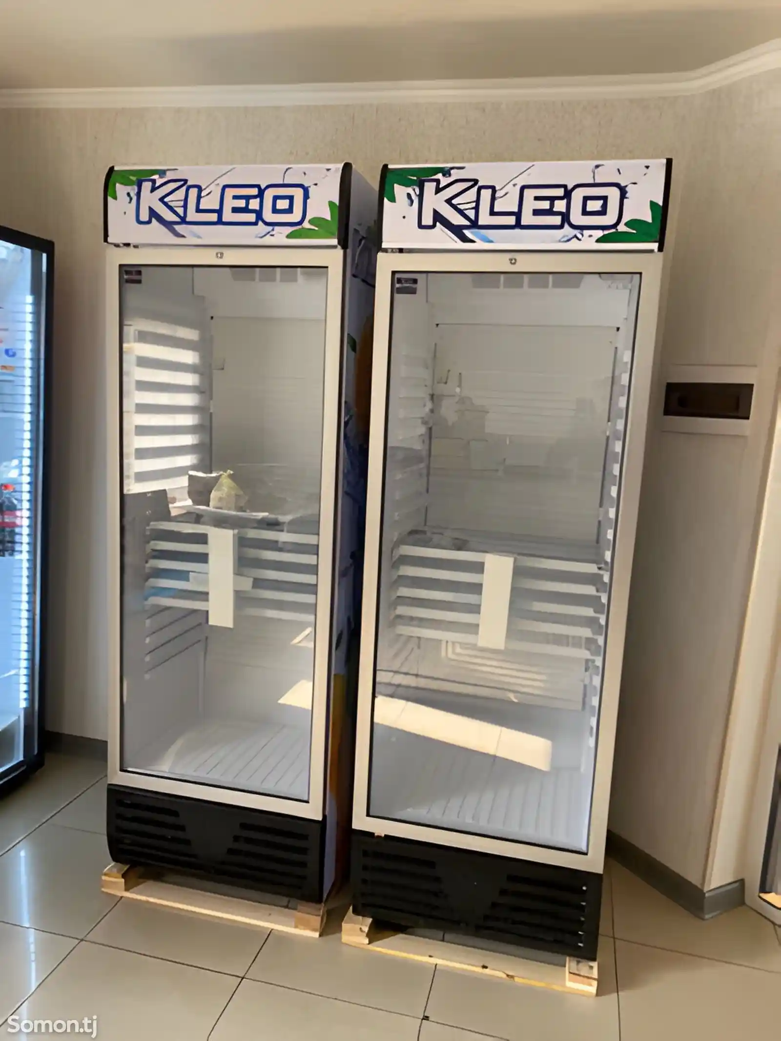 Витринный холодильник Kleo 478л-1