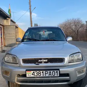 Toyota RAV 4, 1999