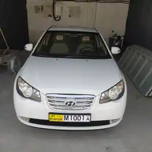 Hyundai Avante, 2010