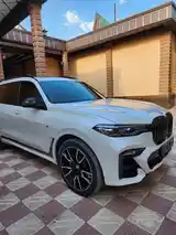 BMW X7, 2022-4