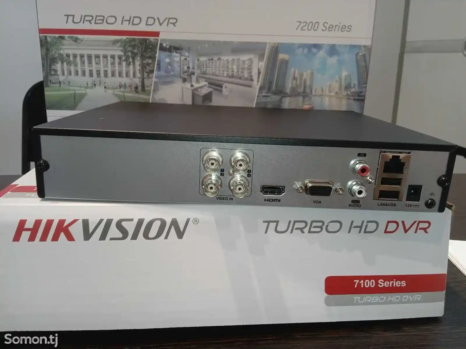 Видеорегистратор Hikvision DS-7204HGHI-K1-3
