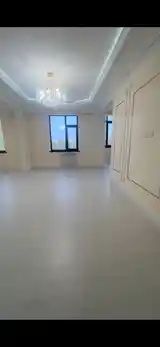 3-комн. квартира, 3 этаж, 180 м², Сомони-5