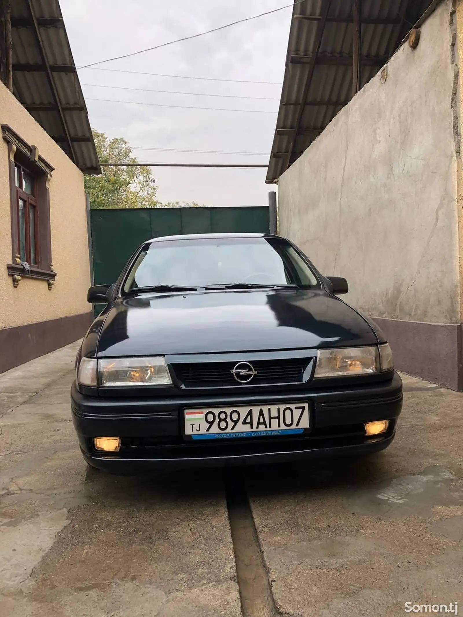 Opel Vectra A, 1993-1