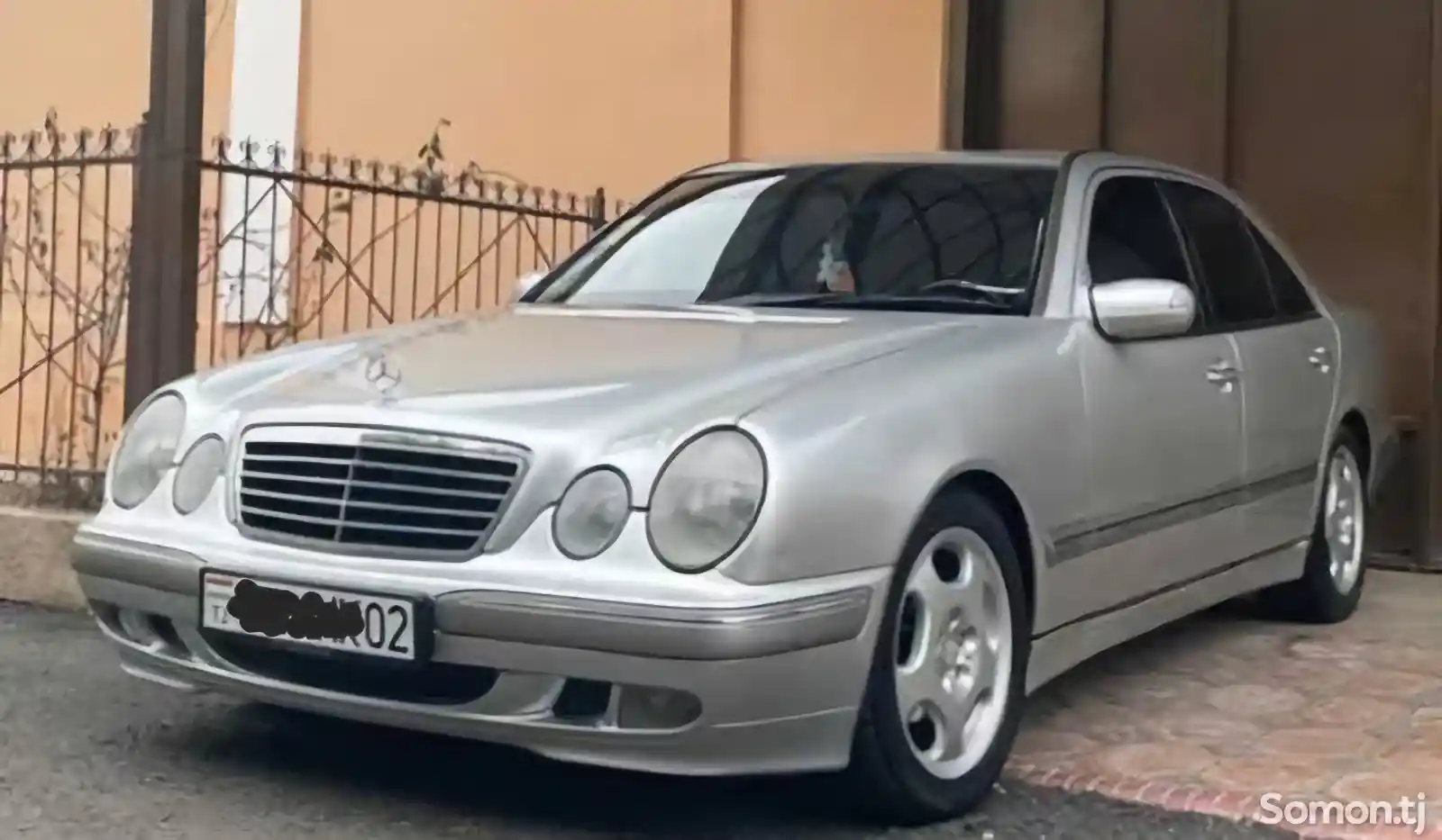Mercedes-Benz E class, 2000-4