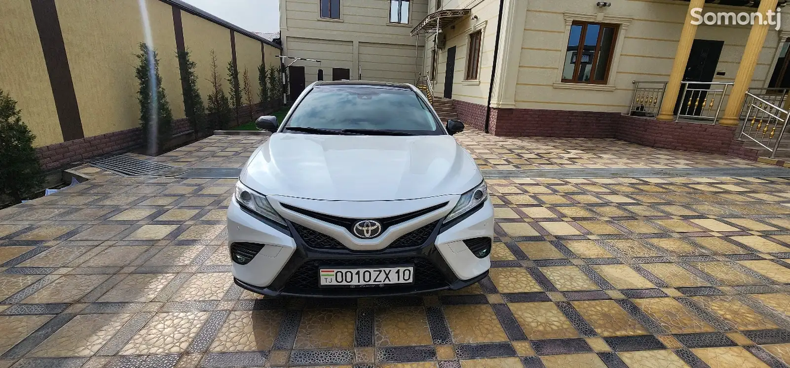 Toyota Camry, 2019-8