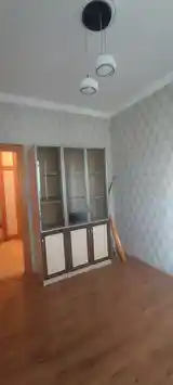 4-комн. квартира, 5 этаж, 100 м², 102 мкр-6