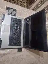 Ноутбук Toshiba-4