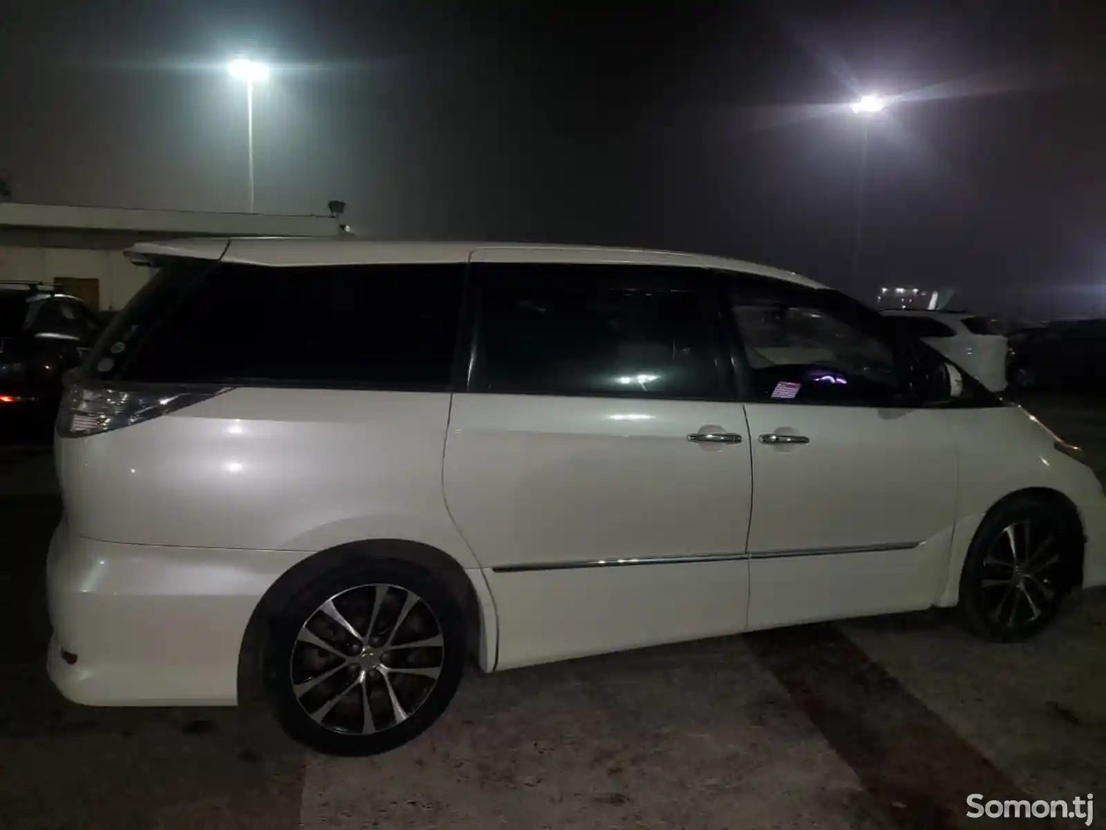 Toyota Estima, 2014-2