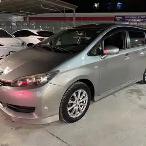 Toyota Wish, 2014