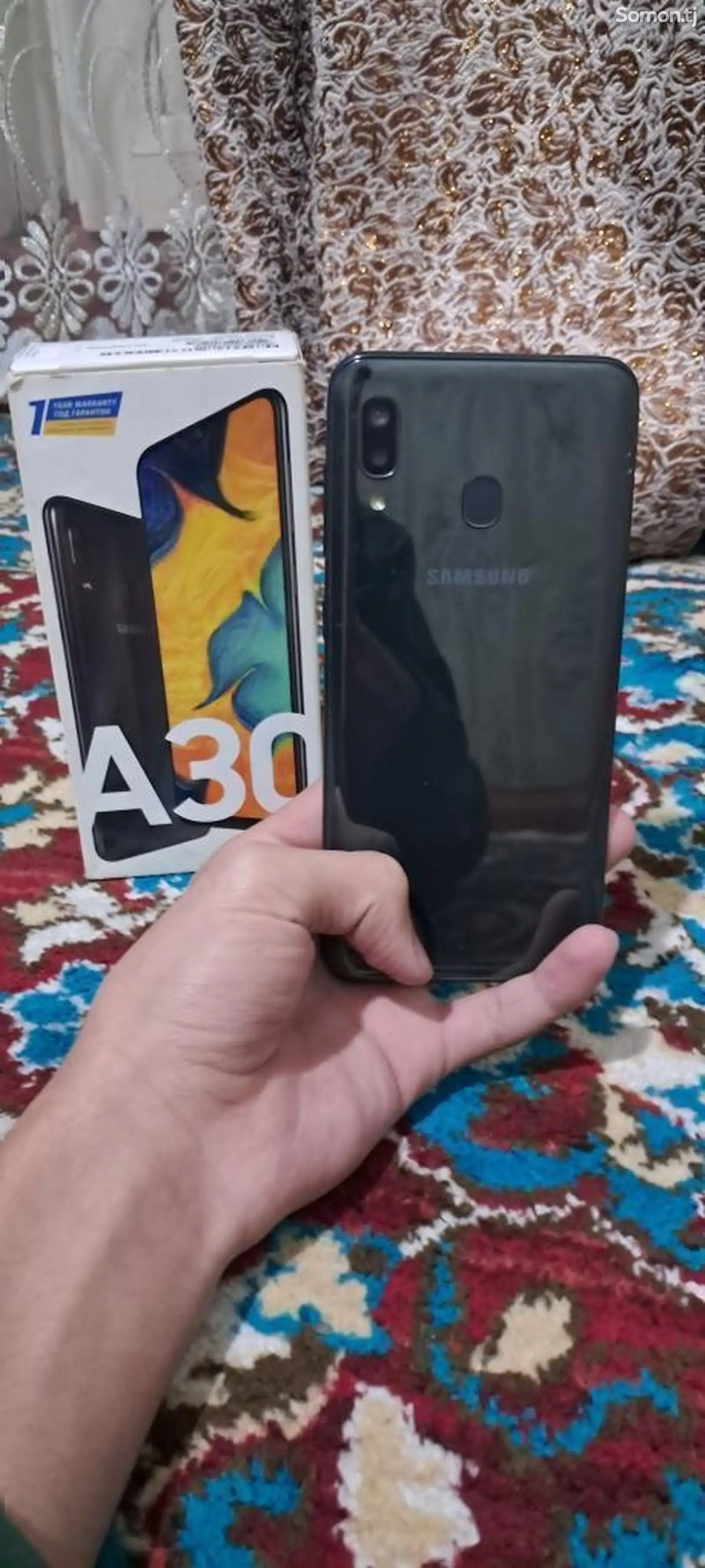 Samsung Galaxy A30-1