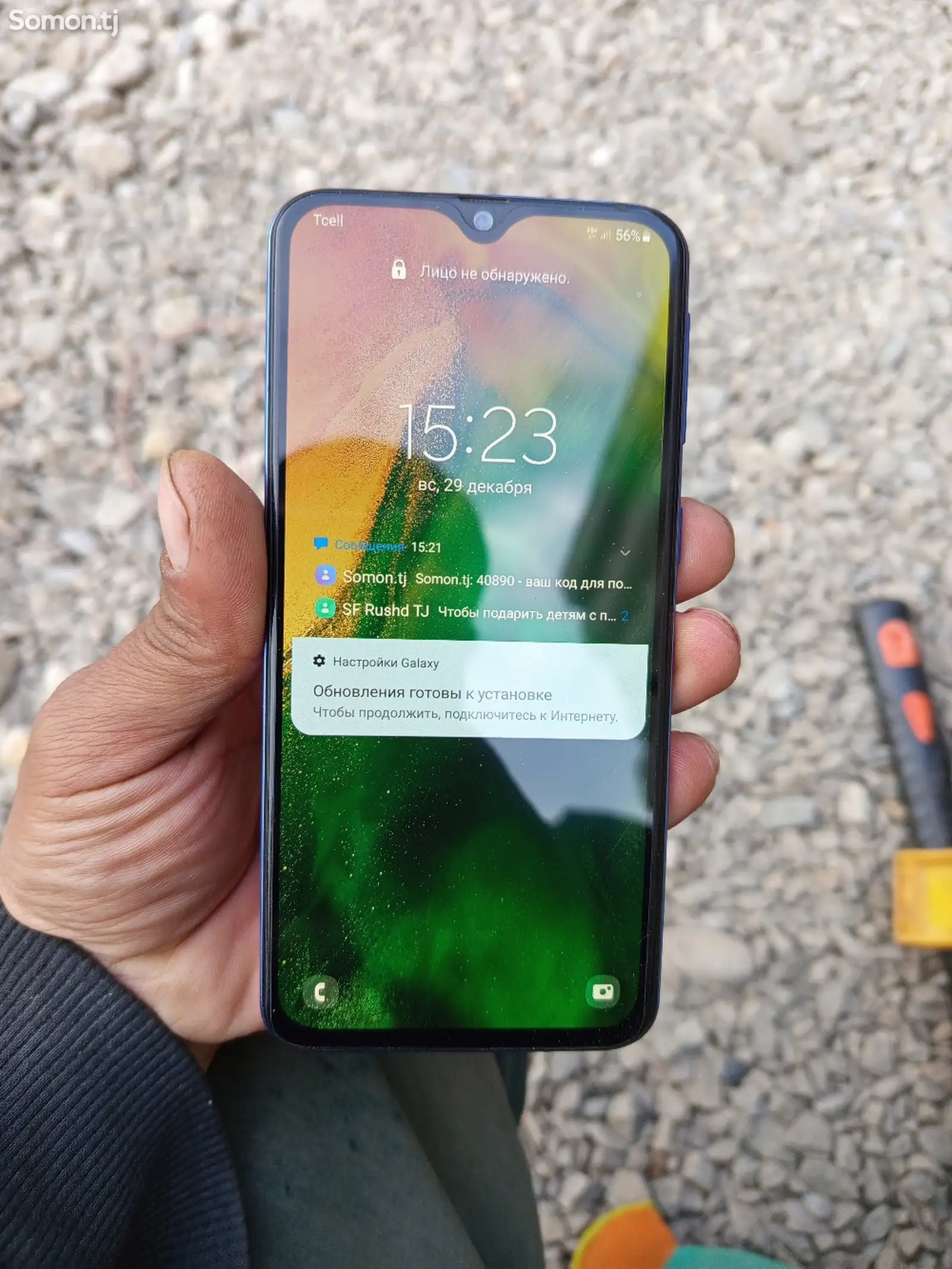 Samsung Galaxy A40-1