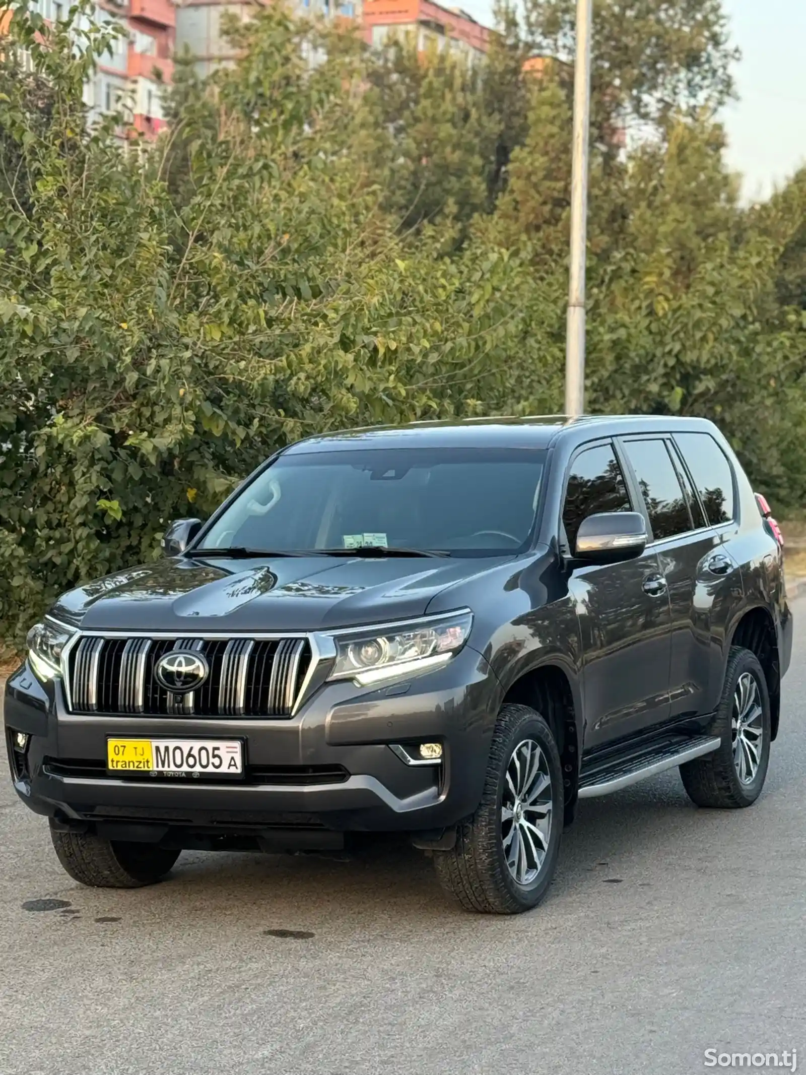 Toyota Land Cruiser Prado, 2023-3