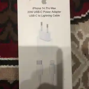 Зарядное устройство от Apple IPhone