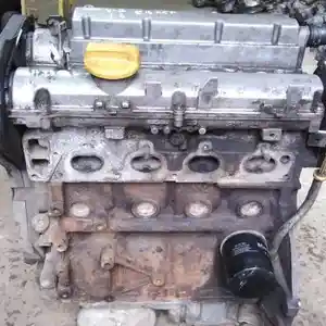 Мотор от Opel 1.6 16 ecotec