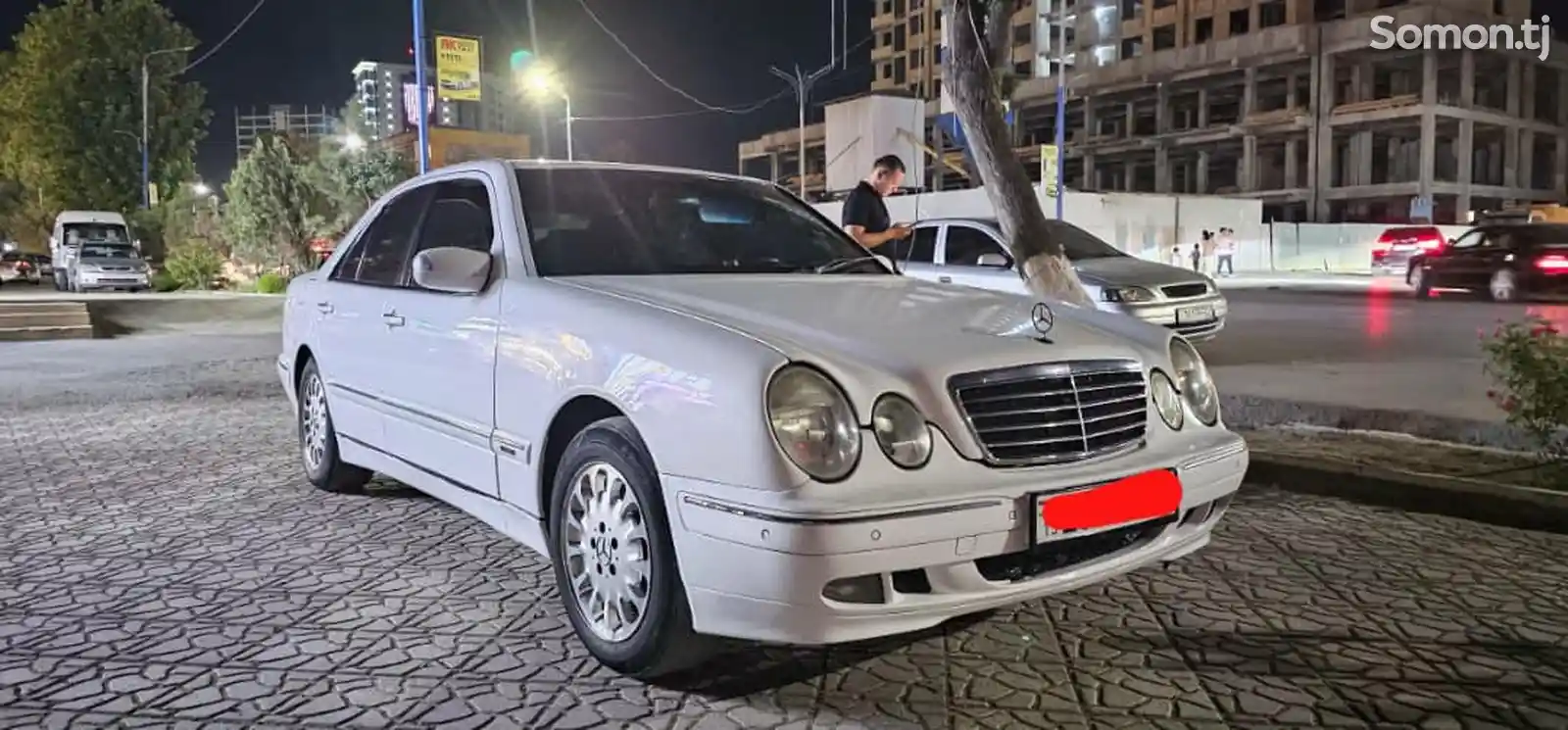 Mercedes-Benz E class, 2000-4