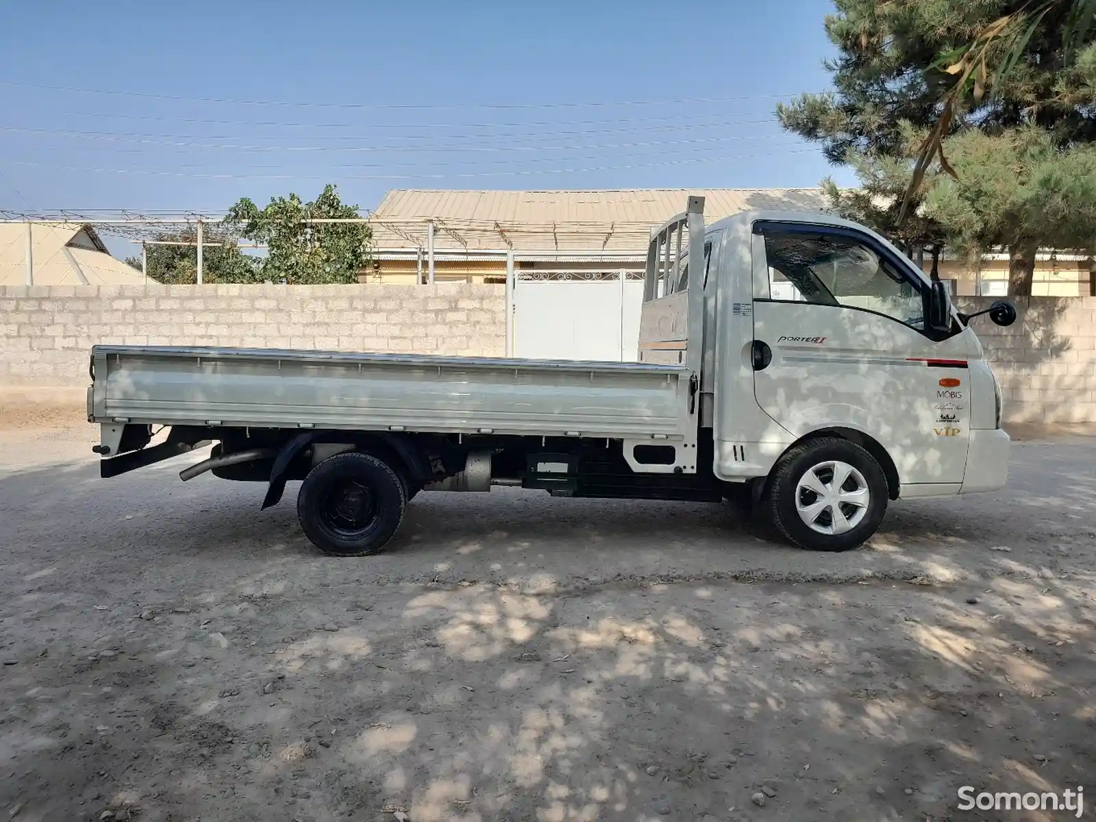 Бортовой автомобиль Hyundai Porter, 2012-3