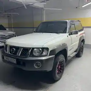 Nissan Patrol, 2015