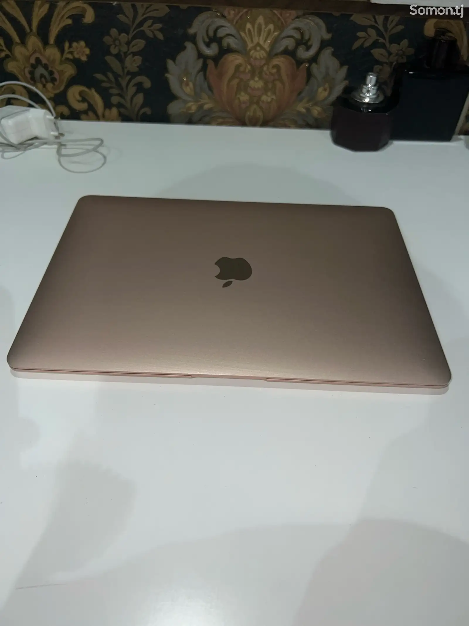 Ноутбук Apple MacBook Air M1 256/8gb-1