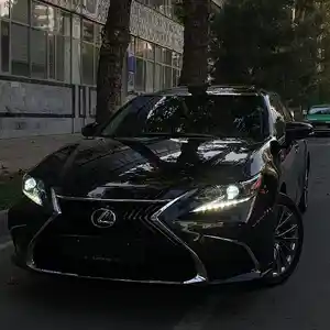 Lexus ES series, 2014