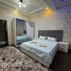 2-комн. квартира, 8 этаж, 56 м², ЦЕНТР 