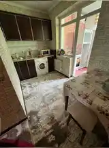 3-комн. квартира, 4 этаж, 59м², пушти чойхонаи Рохат-7