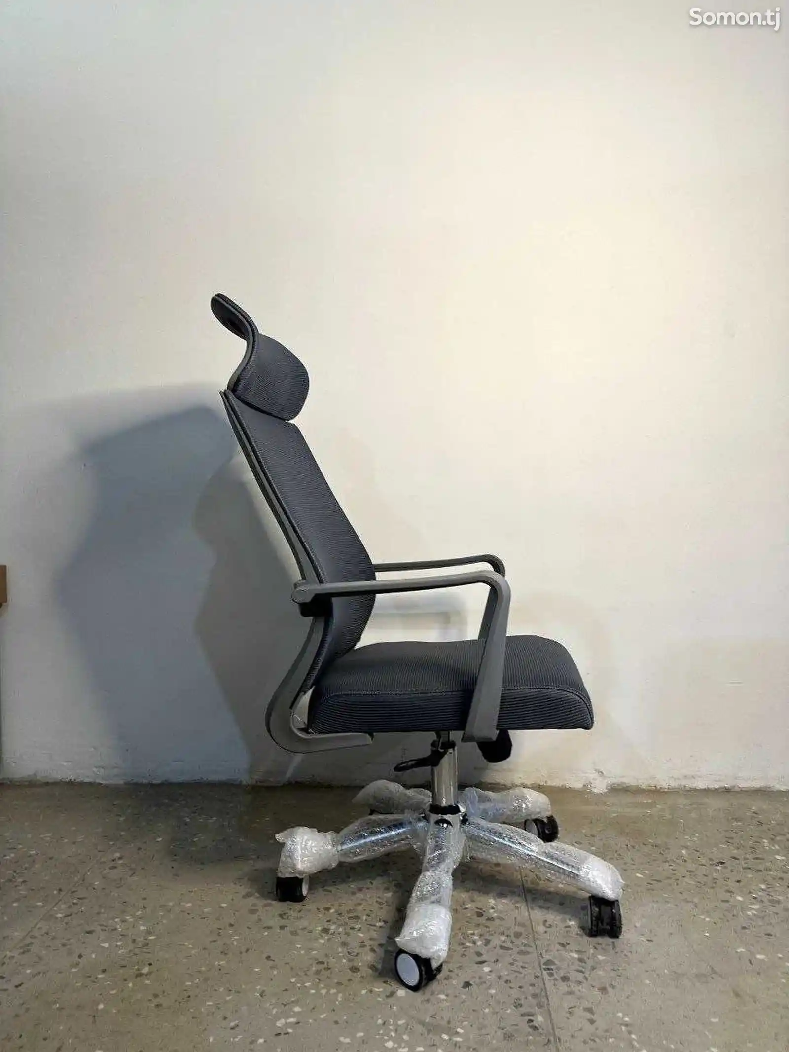 Кресло офисное Silver-4